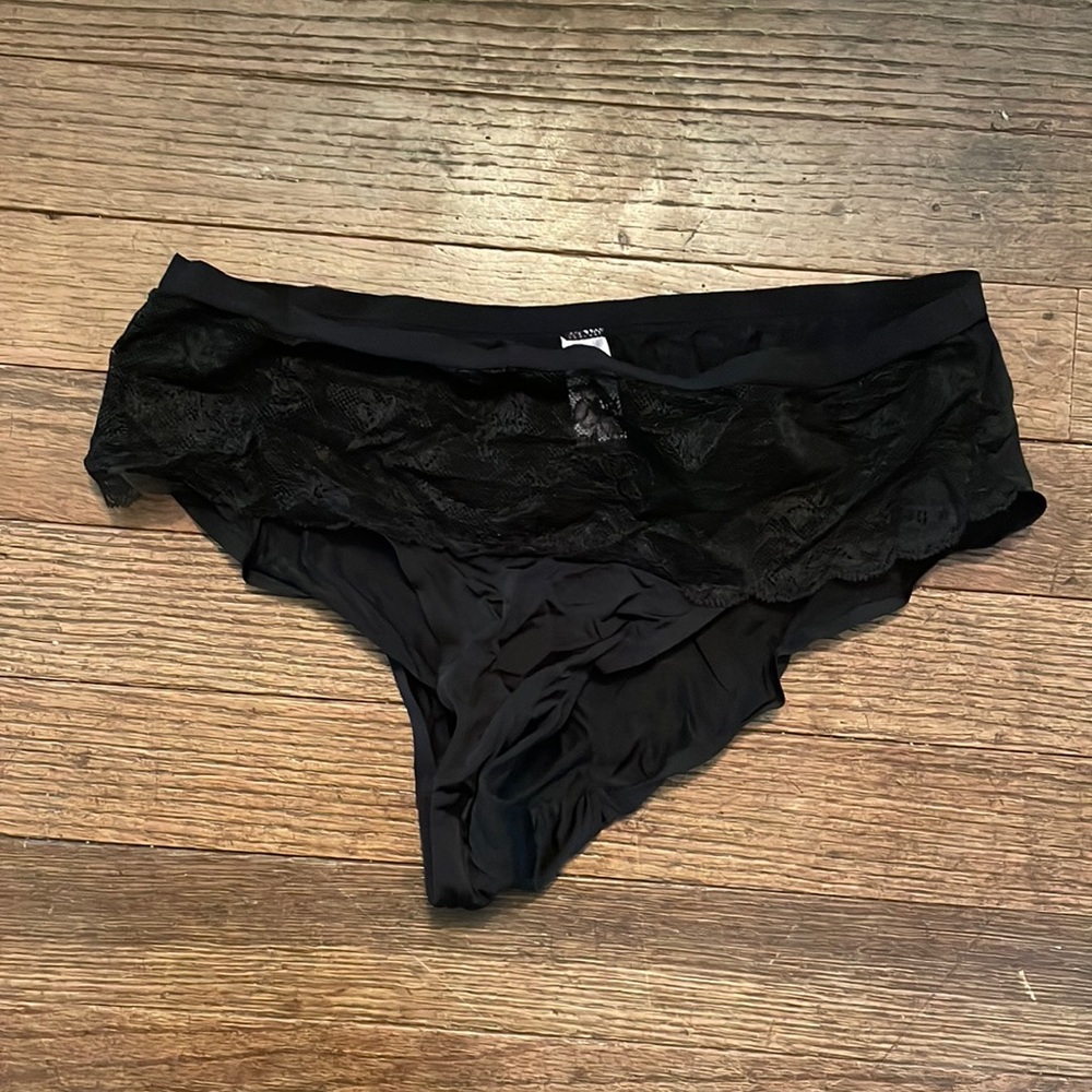 VS black lace brief style panty